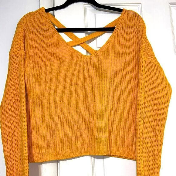 Divided bright yellow criss cross back sweater size meduim - Picture 1 of 4
